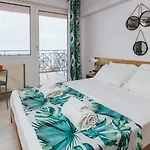 Appart hôtel Christina - Happy Days 3*