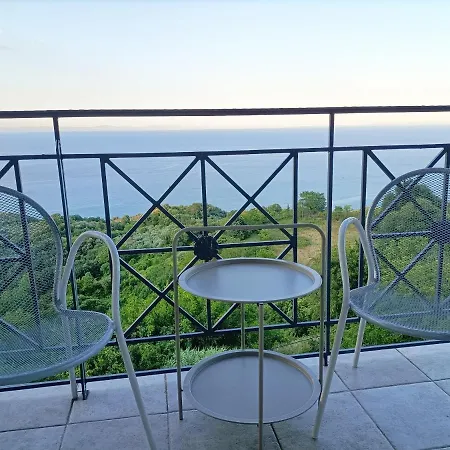 Апарт-отель Christina - Happy Days