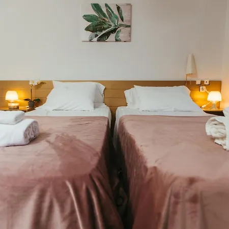 Апарт-отель Christina - Happy Days Karitsa (Larissa)