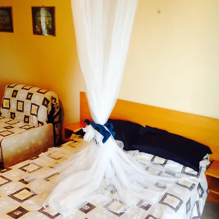 Апарт-отель Christina - Happy Days