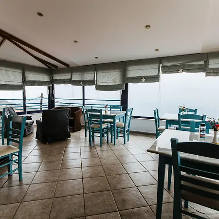 Christina - Happy Days Karitsa (Larissa)