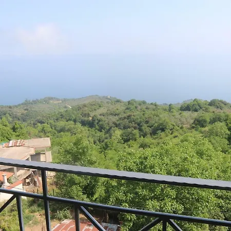 Christina - Happy Days Karitsa (Larissa)