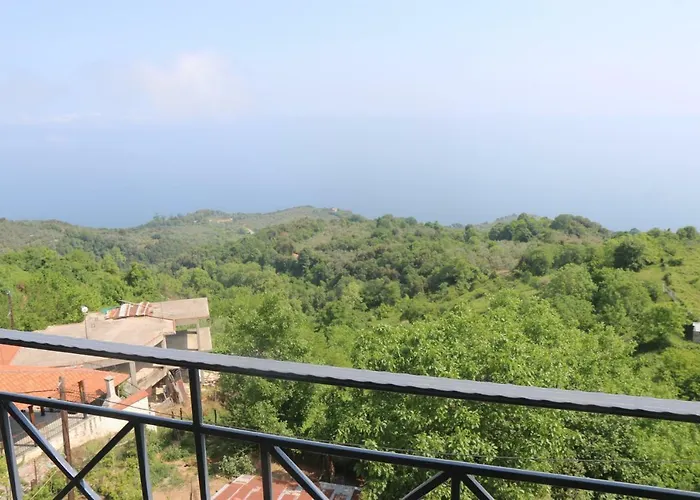 Christina - Happy Days Karítsa